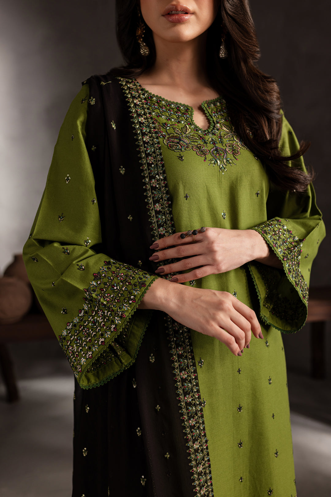 Ezzah 3Pc Lawn Embroidered