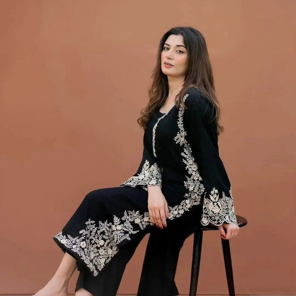 Black Eyed Embroidered 2pcs