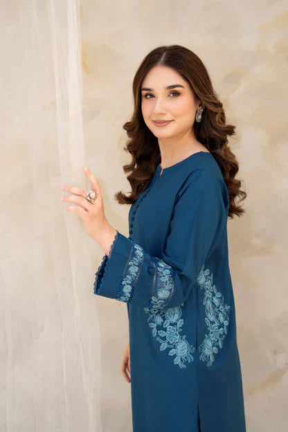 Pocket Luxe Embroided 2pc