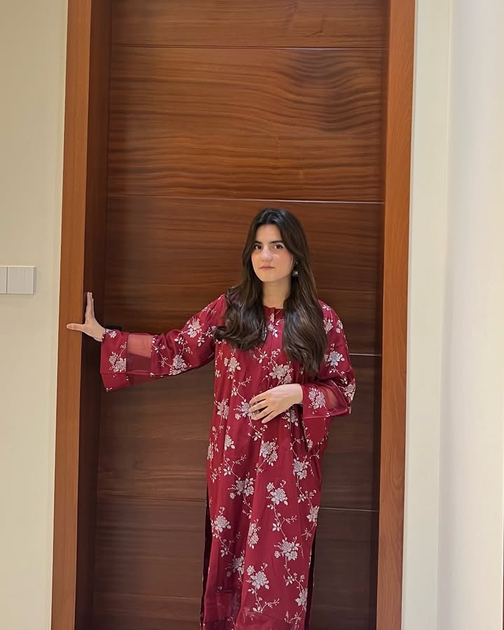 Maroon Floral