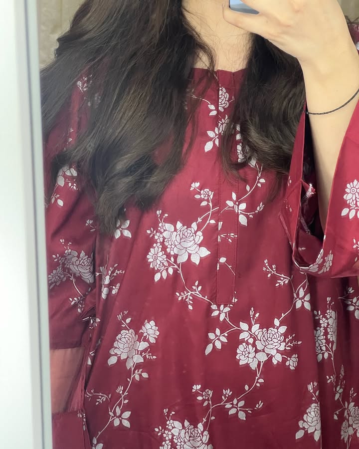 Maroon Floral
