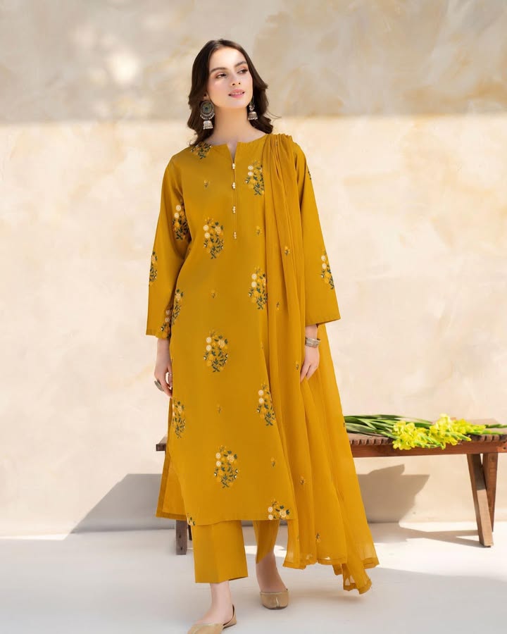 Mustard Hill Stitched 3-Piece Suits (Printed Chiffon Dupatta)