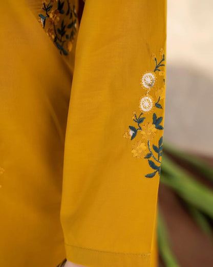 Mustard Hill Stitched 3-Piece Suits (Printed Chiffon Dupatta)